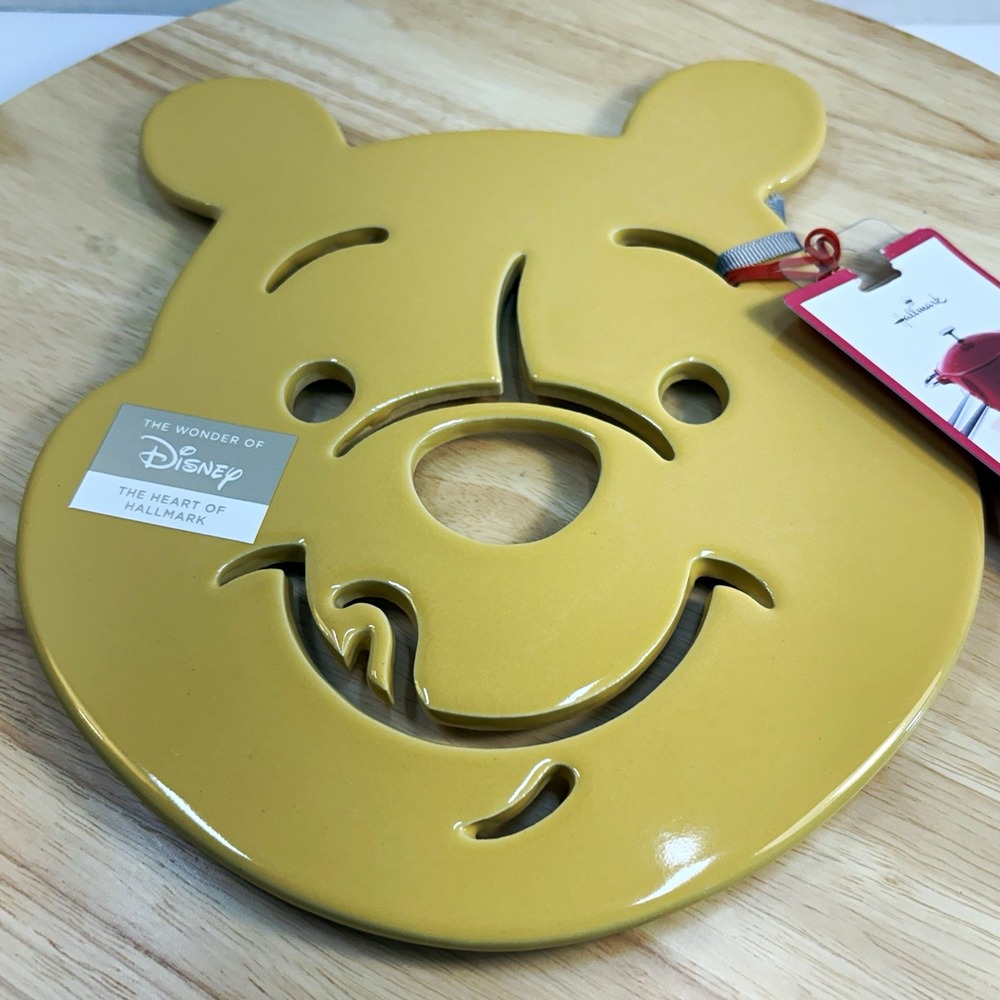 Hallmark Disney Winnie the Pooh Ceramic Non-Slip Round Trivet Yellow New